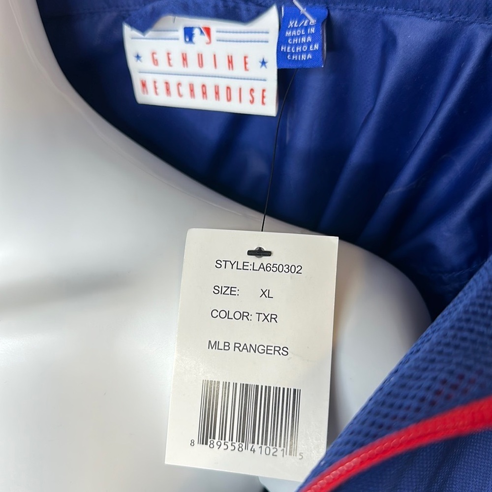 Texas Rangers windbreaker - Picture 5 of 7